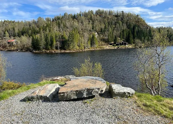 Family-friendly Mountain With Lakeviews, Close To Hébergement de vacances