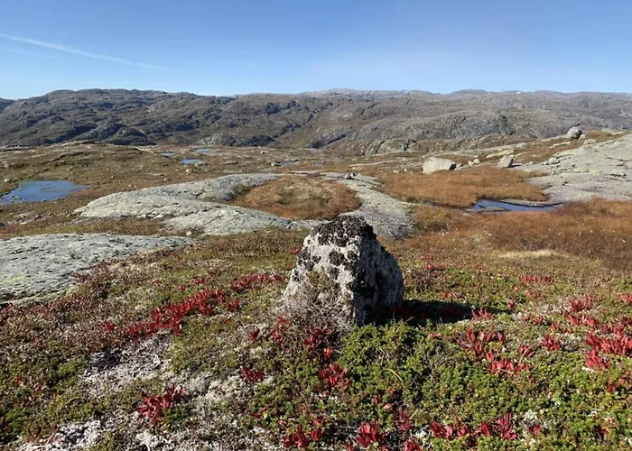 Family-friendly Mountain With Lakeviews, Close To Tjorhom